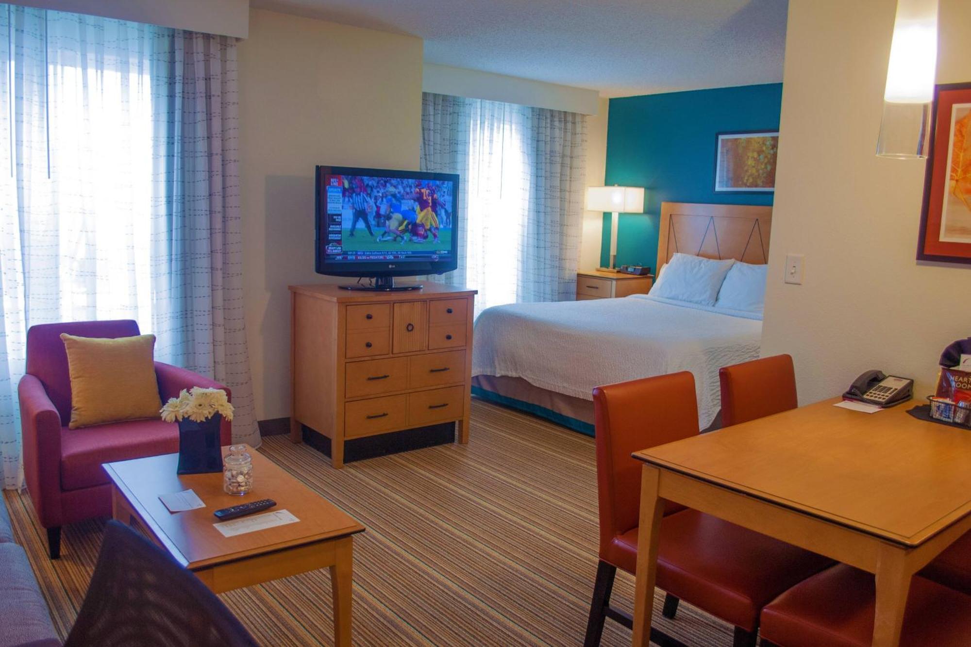 Residence Inn By Marriott Harrisburg Carlisle Buitenkant foto